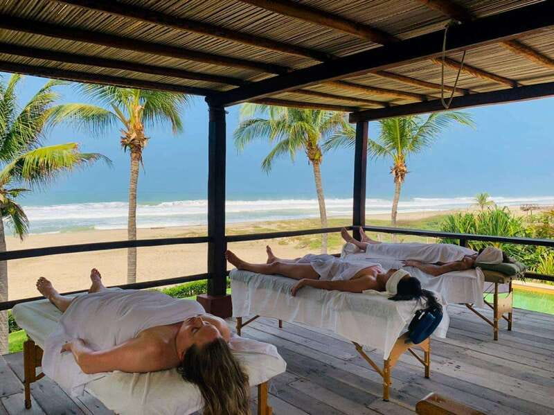 Coral Massage: Relaxing or Relieving to Choose - Why the therapist conversation matters