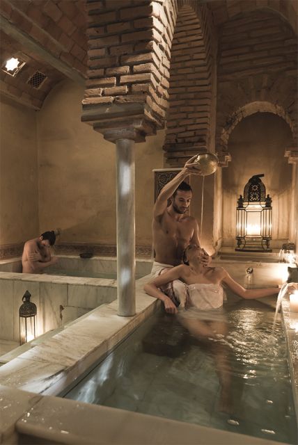 Córdoba: Hammam Al Ándalus Entry Ticket w/Optional Massage - Timing your visit around Córdoba sightseeing