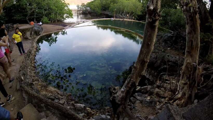 Coron Private Town Tour: Maquinit Hot Spring - The Mt. Tapyas Climb and Bay View