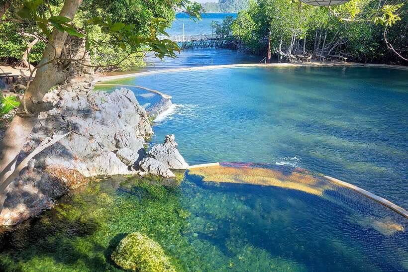 Coron Town Tour: Maquinit Hot Spring - Mt. Tapyas gives you Coron from above