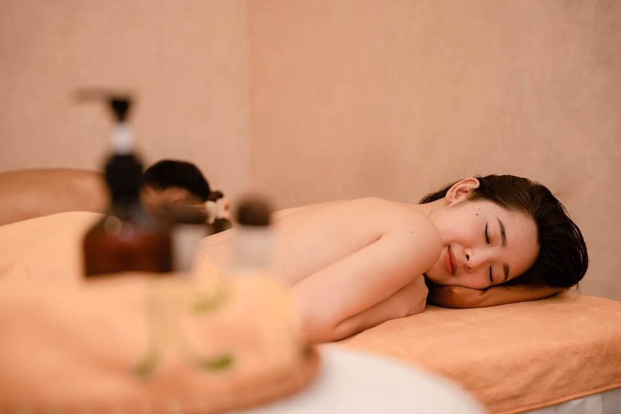 Da Nang: 60 minutes Herbal Massage (FREE PICK-UP for 2pax+) - Should you book the Rora Spa herbal massage?