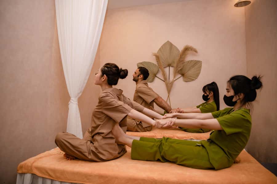 Da Nang: 90 minutes Herbal Massage (FREE PICK-UP for 2pax+) - The spa setting and the first few minutes