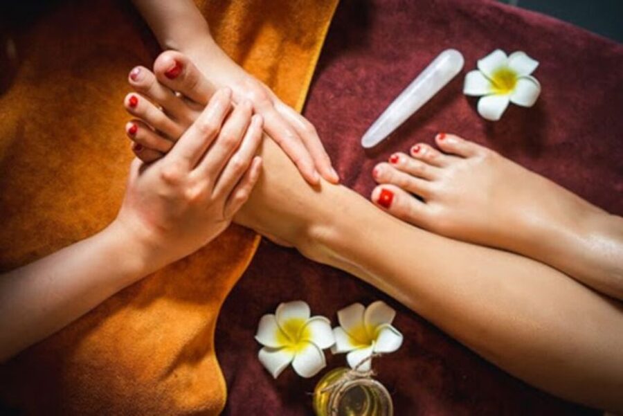 Da Nang: Relax with 60 minutes Foot Massage - When to Fit This Into Your Da Nang Plans