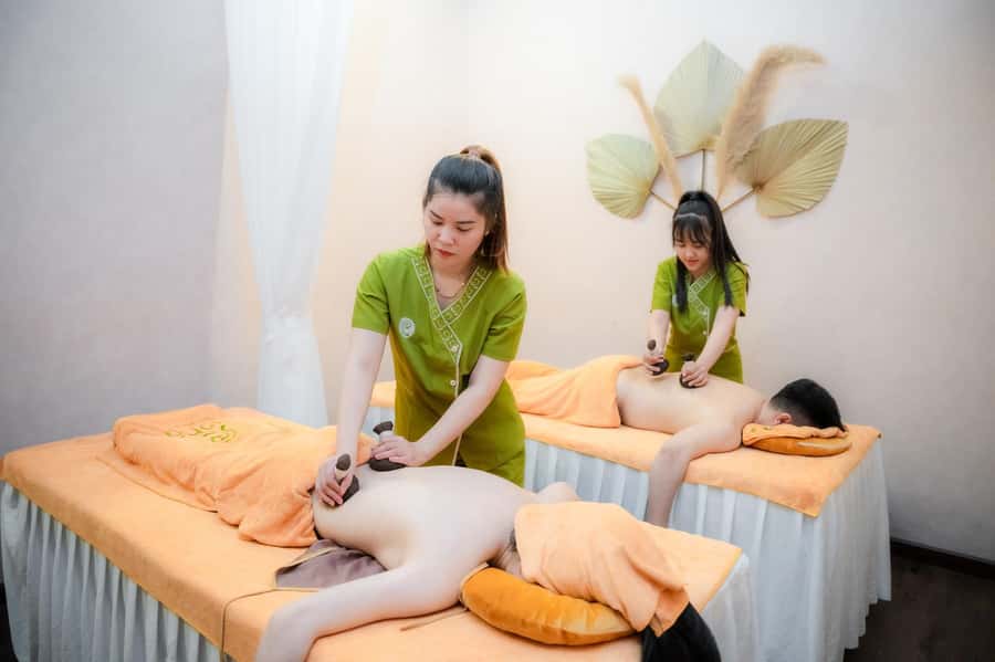 Da Nang: Relax with 90 minutes Aroma Massage (FREE PICK-UP) - Rora Spa’s approach to oils and pressure