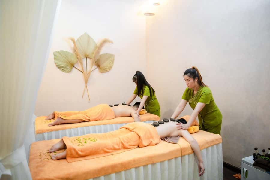 Da Nang: Relax with 90 minutes Aroma Massage (FREE PICK-UP) - Tea and snacks make the ending useful