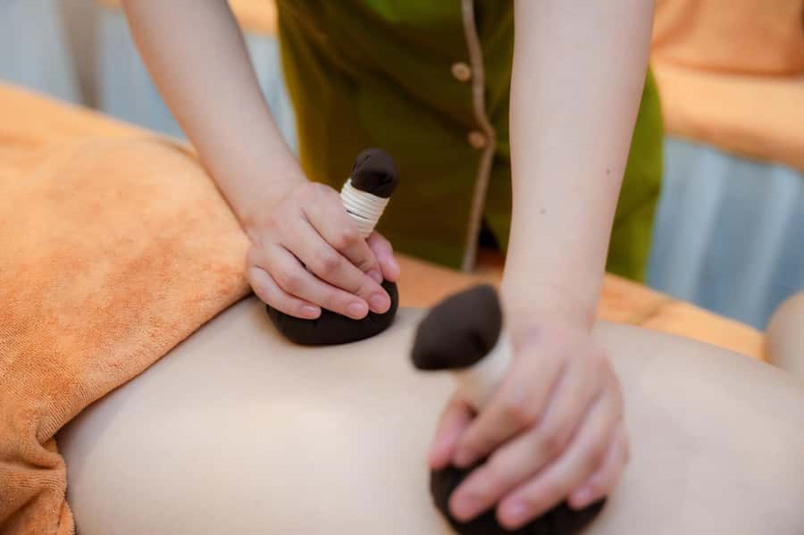 Da Nang: Relax with 90 minutes Aroma Massage (FREE PICK-UP) - Why the treatment may suit a busy Da Nang day