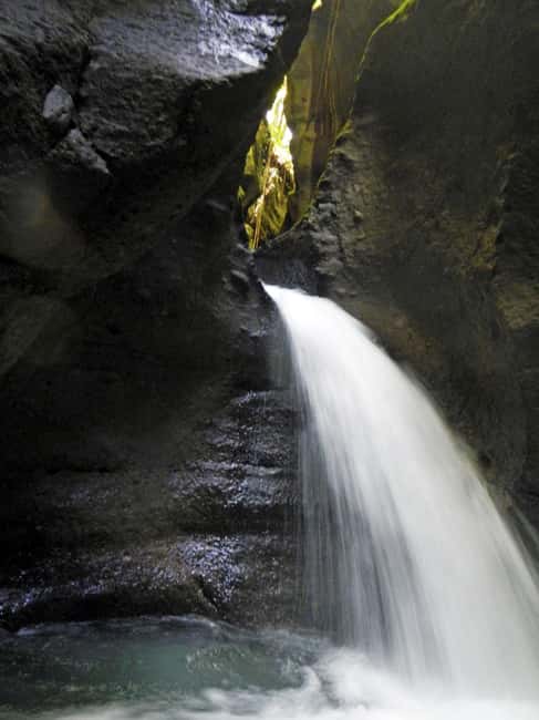 Dominica: Titou Gorge and Hot Springs Tour with Transfer - Laudat and the road to Titou Gorge