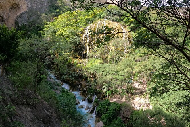 Early & Express Tolantongo Hot Springs - What the $125.18 price really covers
