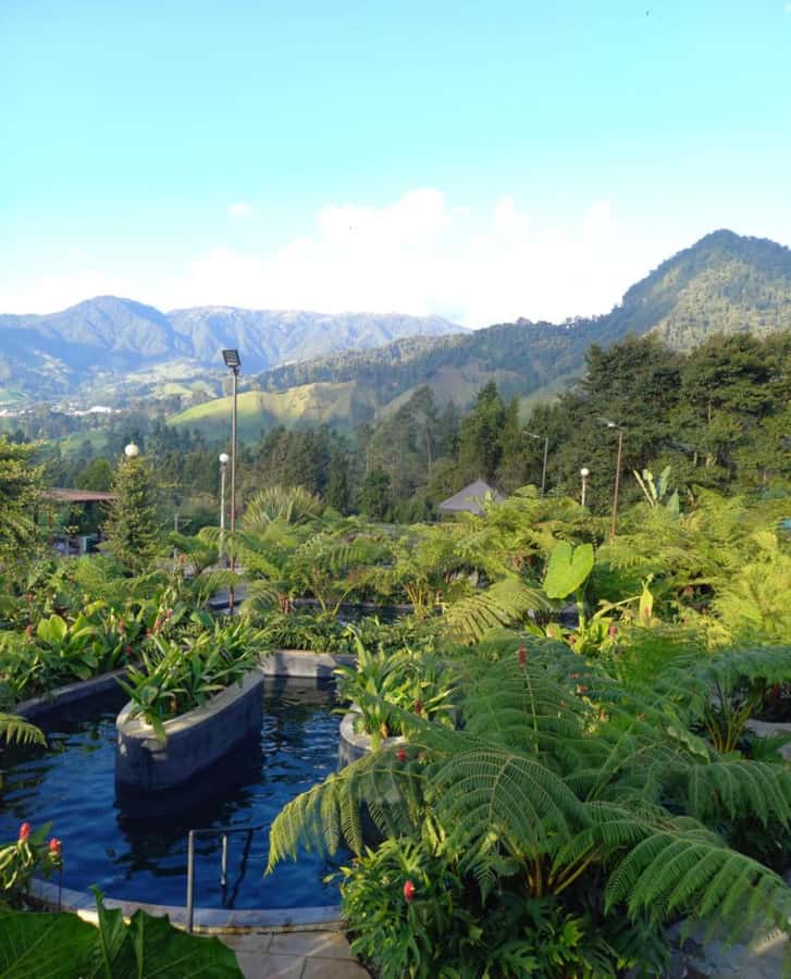 El Otoño Hot Springs Trip - Who will enjoy El Otoño most