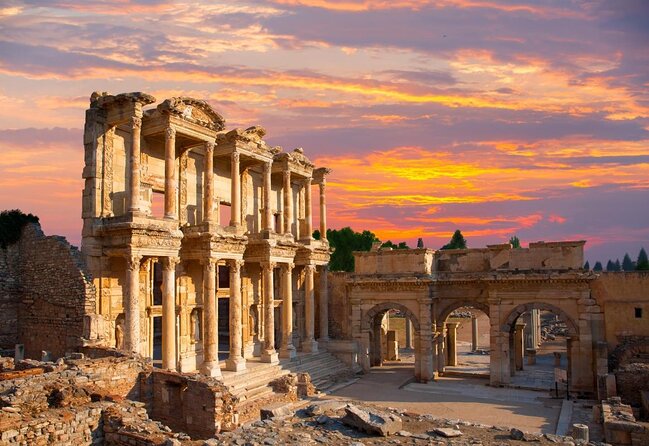 Ephesus Private Tour and Lunch from Kusadasi. Turkish Bath opt. - Key points at a glance