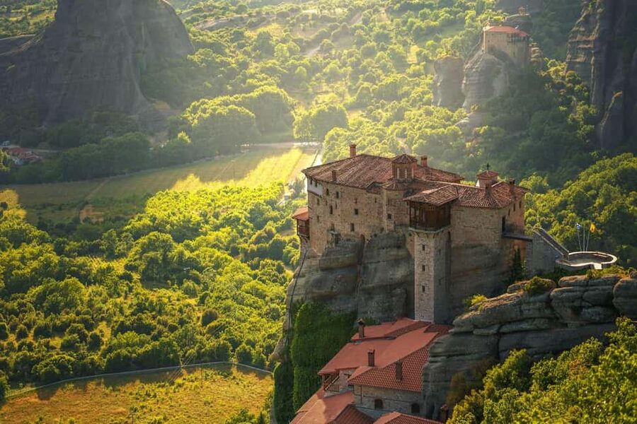 Feel Ancient thermal Spa Visit Delphi, Leonidas ℨoo Spaʀtan - Thermopylae and the memory of Leonidas