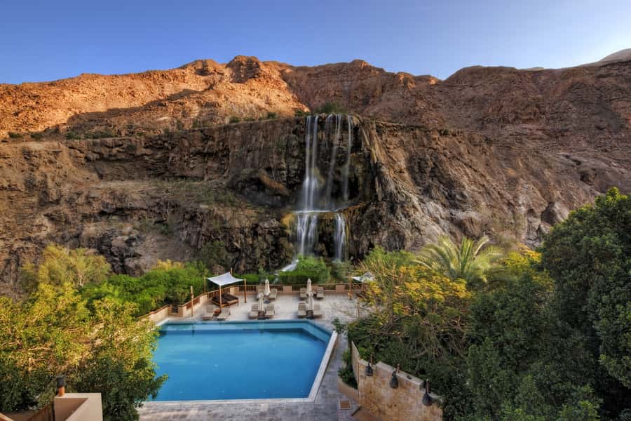 From Amman/Dead Sea: Half day tour to Ma’in Hot Springs - Who will enjoy this half-day outing?