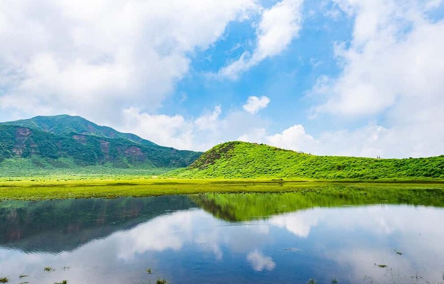 From Fukuoka: Mount Aso, Kurokawa Onsen, and Shrine Tour - Who should book this Kyushu day trip