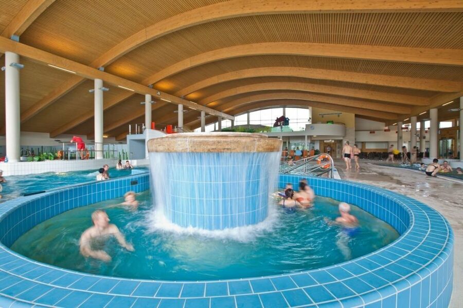 From Krakow: Dunajec River Rafting with Thermal Baths option - Is $181 per person good value?