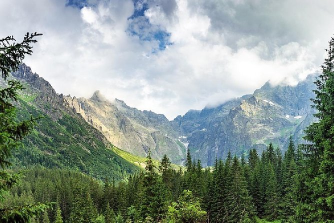 From Krakow: Morskie Oko, Zakopane & Thermal Baths - The ride from Krakow to the Tatras