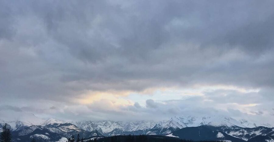 From Krakow: Zakopane & Hot Springs Day Tour - Chocholow’s wooden homes and Highlander traditions