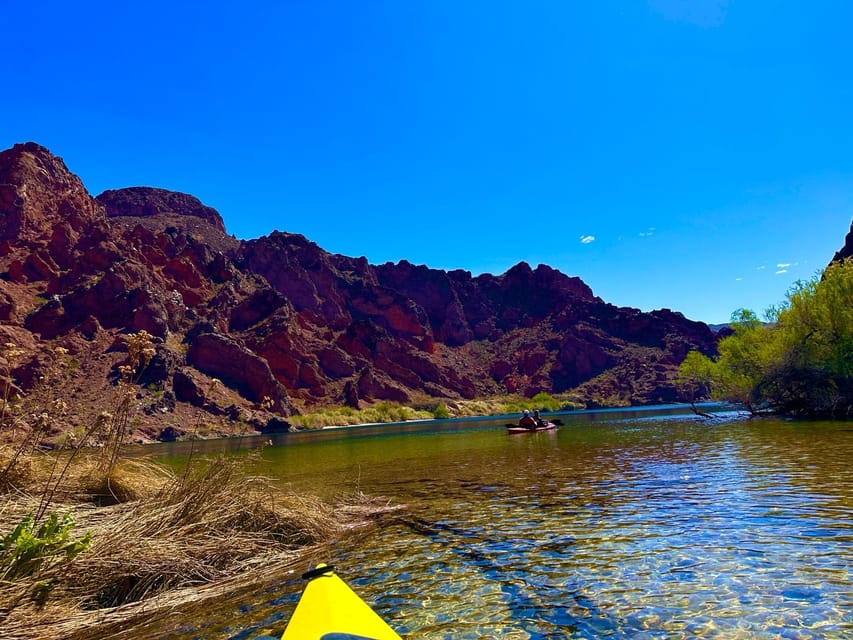 From Las Vegas: Hoover Dam Kayak Trip with 6 Hot Springs - Meeting at Willow Beach and reaching the river