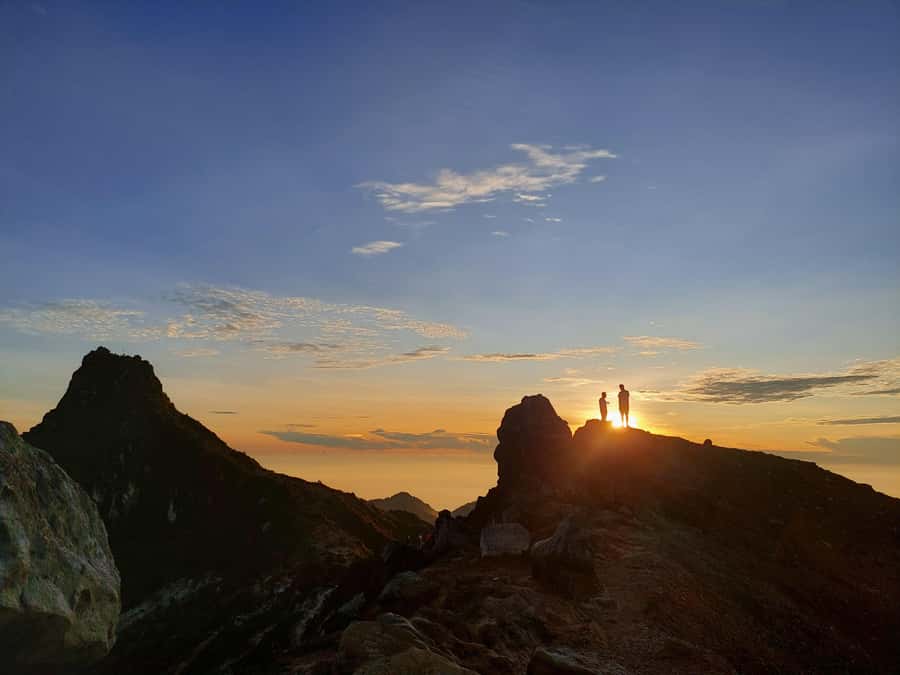 From Medan: Mount Sibayak Sunrise Hike & Natural Hot Spring - Sulfur, Steam, and Mount Sibayak’s Crater
