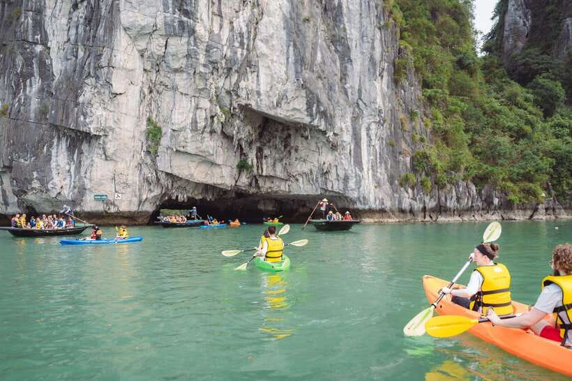 From Ninh Binh:Day Ha Long Bay Premium Cruise-Buffet&Jacuzzi - Luon Cave by kayak or bamboo boat