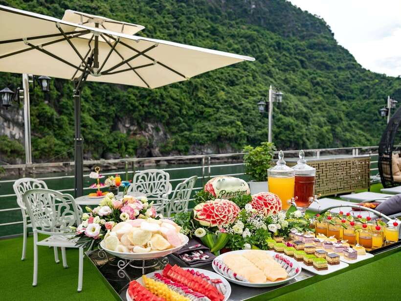 From Ninh Binh:Day Ha Long Bay Premium Cruise-Buffet&Jacuzzi - What the $76 price includes