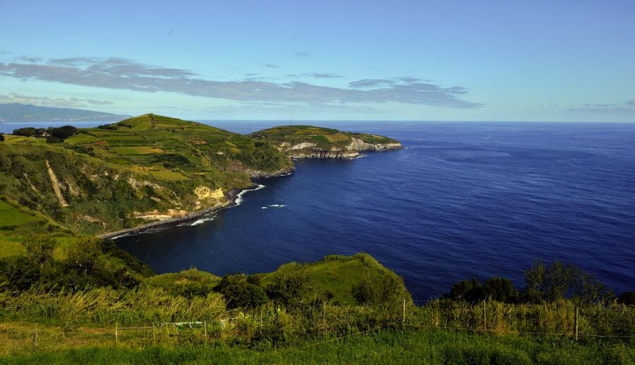 From Ponta Delgada: Lagoa do Fogo & Hot Springs Day Trip - Salto do Cabrito and the coast