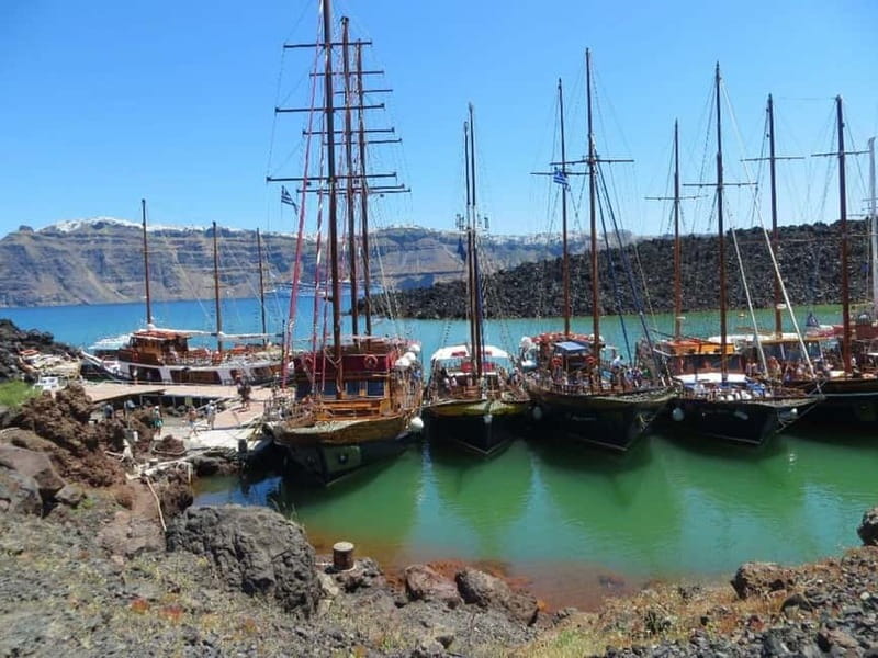 From Thera: Thirasia Cruise w/ Volcano Hike and Hot Springs - Key points at a glance