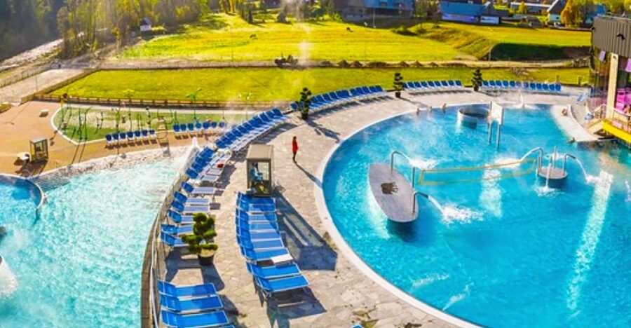 From Zakopane: Chocholow Thermal Baths with Hotel Transfers - Leaving Zakopane in a small van