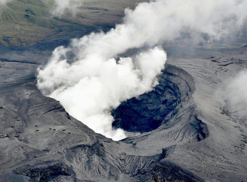 Fukuoka: Mt. Aso Volcano & Kurokawa Onsen Scenic Day Tour - Key points to know before booking