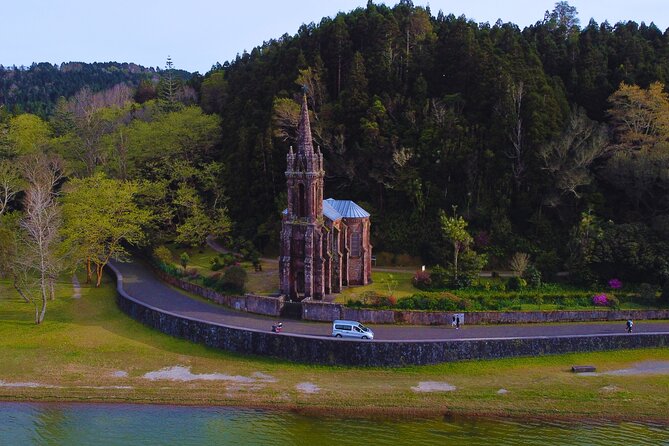 Furnas: Mystic Tour (w/Dinner) - Hot Springs - Lagoa das Furnas and the underground cooking tradition