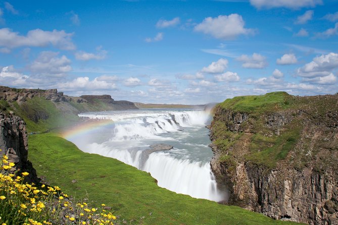 Golden Circle and Fontana Geothermal Spa Day Trip from Reykjavik - How the guide shapes the day