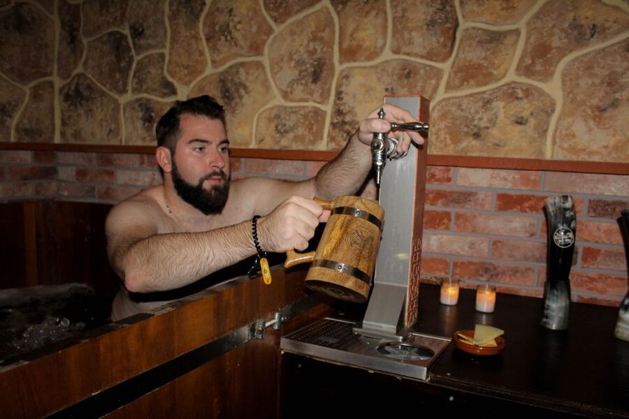 Granada: Beer Spa Experience with Tastings and Snacks - Key points to know before you book