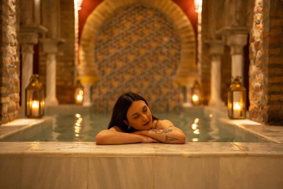 Granada: Traditional Bath in the Nasrid Palace Hammam - Key points to know before booking