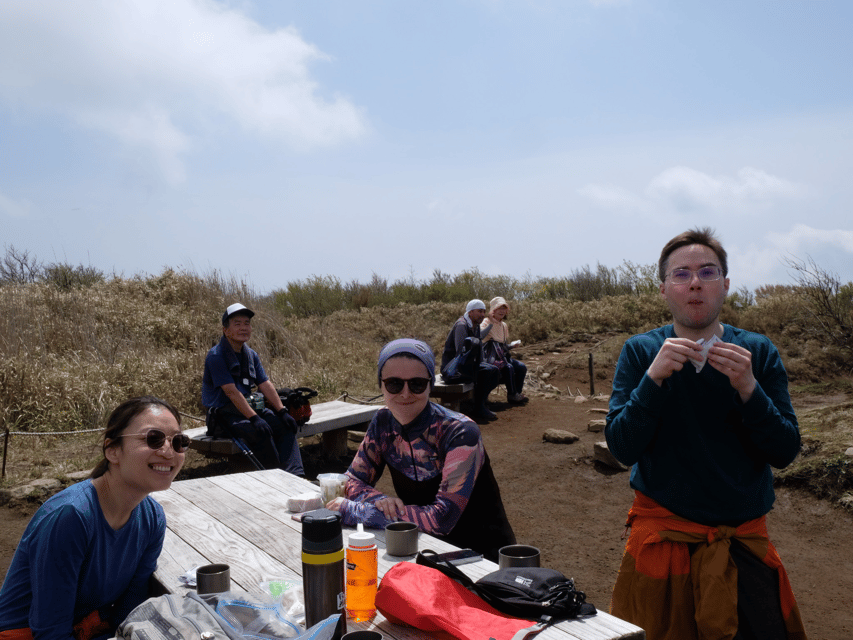 Hakone: Traverse the Hakone Caldera and Enjoy Onsen - What the $154 price really covers