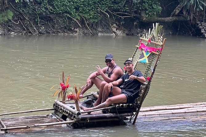 Half-Day Tour Rafting on the Great River with Limestone Foot Massage - What the bamboo raft ride is like