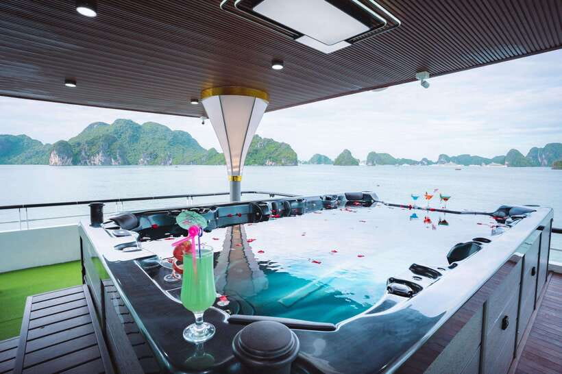 Hanoi: Ha Long Bay Day Tour - Apollo Cruise, Jacuzzi, Buffet - Why this day trip works for first-time visitors