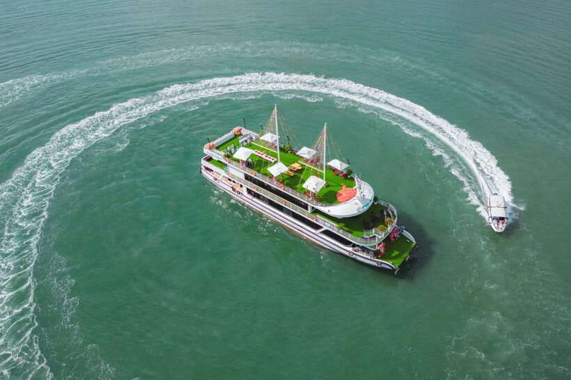 Hanoi: Ha Long Bay Day Tour - Apollo Cruise, Jacuzzi, Buffet - Kayaking or bamboo boat through Luon Cave