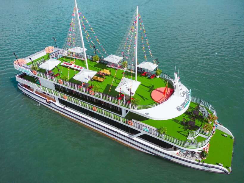 Hanoi: Ha Long Bay Day Tour - Apollo Cruise, Jacuzzi, Buffet - The return to Hanoi and the real cost of a day