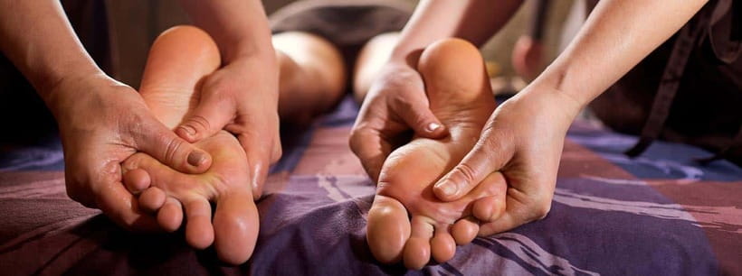 Hanoi Lá spa Massage 38 : 4-Hands- body Massage 60 minutes - The Included Foot Herbal Bath