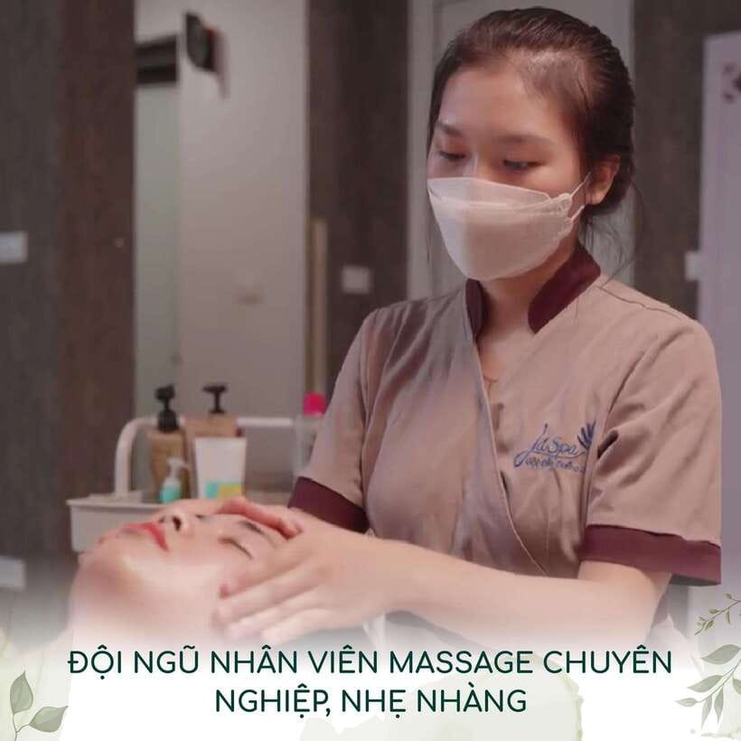 Hanoi Spa Old Quarter : Herbal Shampoo &Head Massage 90' - Your first 10 to 15 minutes: welcome drink and herbal foot bath