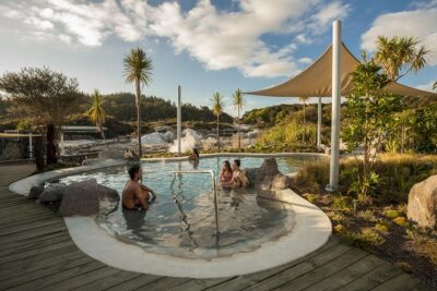 Hell’s Gate Mud Bath & Spas