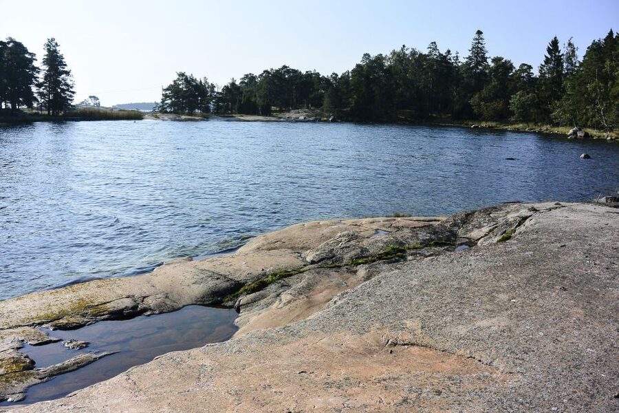 Helsinki: RIB Tour to Local's Cottage with BBQ and Sauna - Practical details that can shape your day