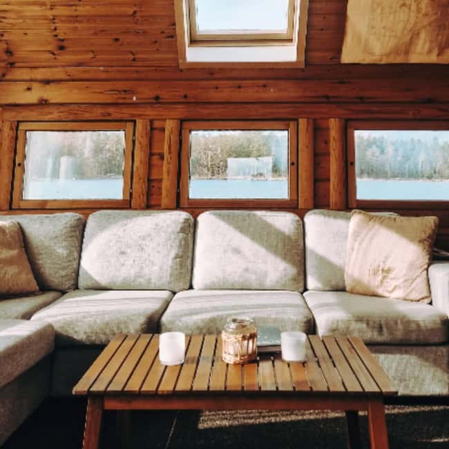 Helsinki: Rustic Traditional Floating Sauna Experience - Meeting at Cafe Regatta and starting slowly