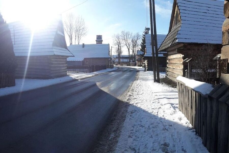Horse Sleigh 2-3h Ride with Hot Springs or Zakopane Combos - Riding the Gubalowka funicular for the Tatra view