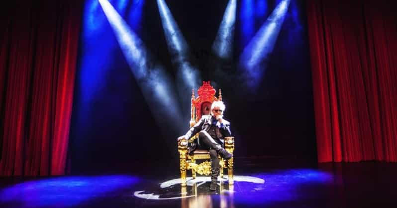 Hot Springs: The Maxwell Blade Theatre of Magic - Why Jonathan Erlandson’s parlor magic feels different