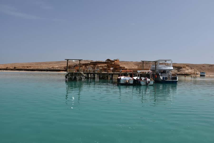 Hurghada: Luxury Giftun island w/snorkeling/lunch & Massage - Two snorkeling stops on the Red Sea