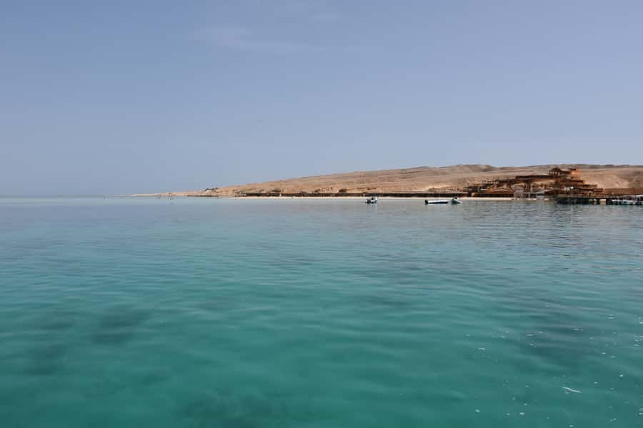 Hurghada: Luxury Giftun island w/snorkeling/lunch & Massage - What to pack for this specific outing