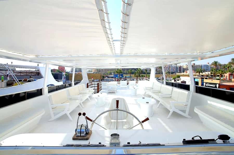 Hurghada: Orange & Giftun Island Cruise with Massage & Lunch - Should You Book This Orange Bay Cruise?