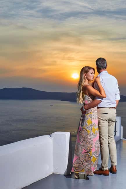 Imerovigli: Aromatherapy Couples’ Massage - Side-by-side massage with two therapists