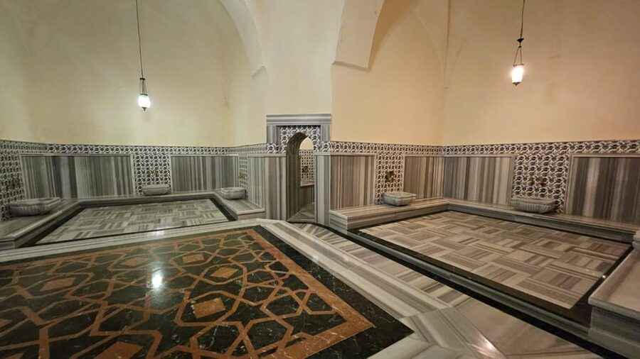 Istanbul: Gedikpasa Historical Hammam with Privacy Add-On - What the Staff and Setting Add