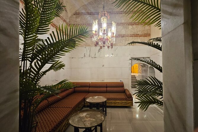 Istanbul Gedikpasa Historical Turkish Bath with Privacy Option - Cooling down, dressing, and Turkish refreshments